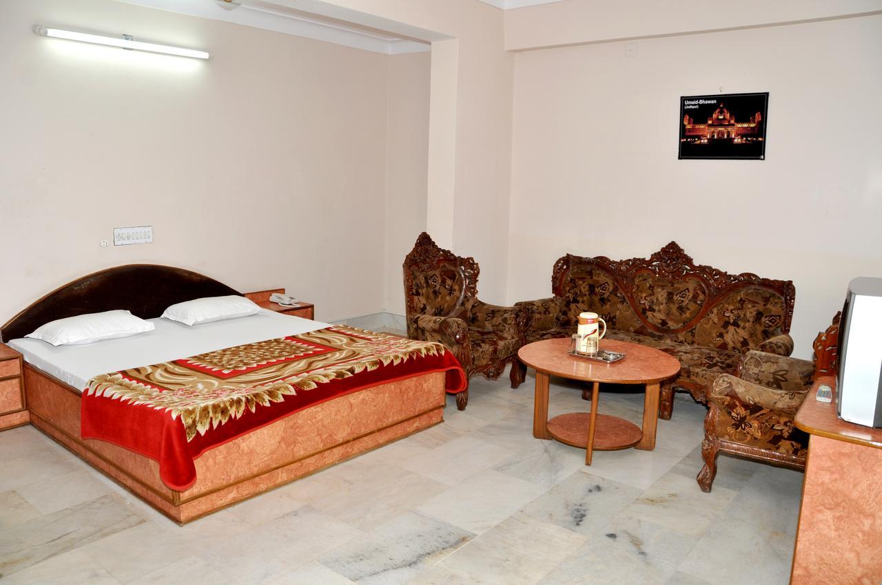 Hotel Kirti Plaza Chittorgarh Экстерьер фото