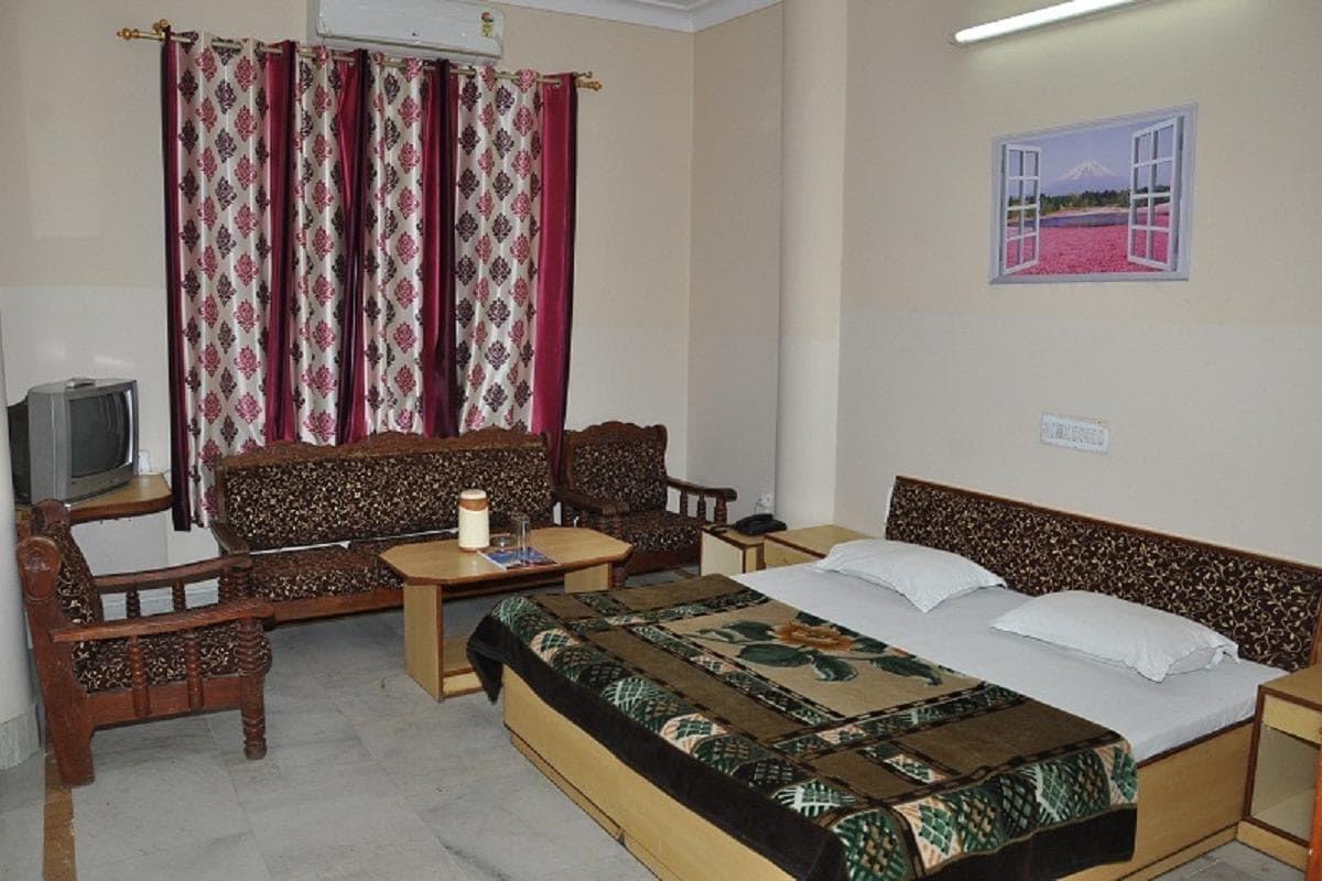 Hotel Kirti Plaza Chittorgarh Экстерьер фото